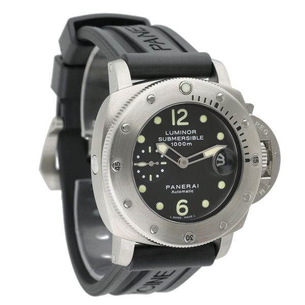 Panerai Luminor Submersible PAM00243